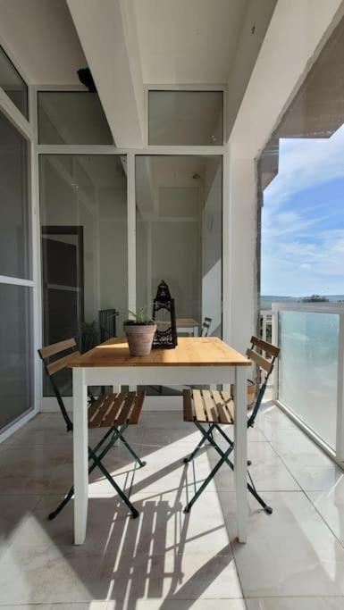 Luxury En-Suite Double. Beach-House With Sea Views เมลลิฮา ภายนอก รูปภาพ